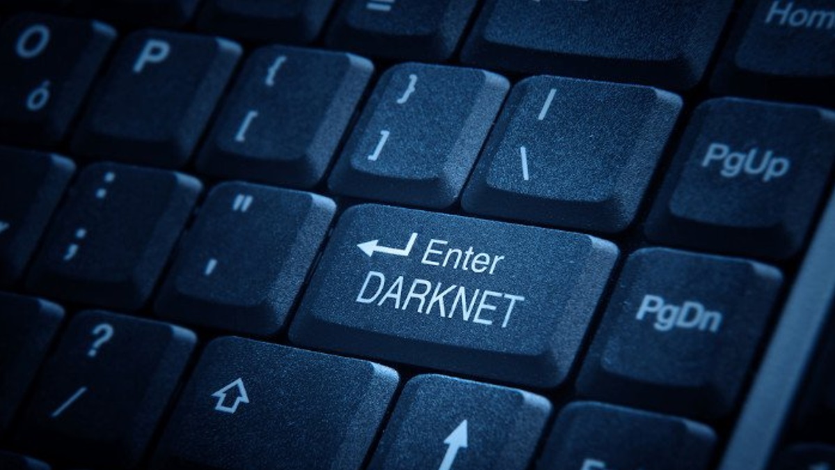 Przestępczość w Darknet marketach – nielegalna sprzedaż towarów oraz usług